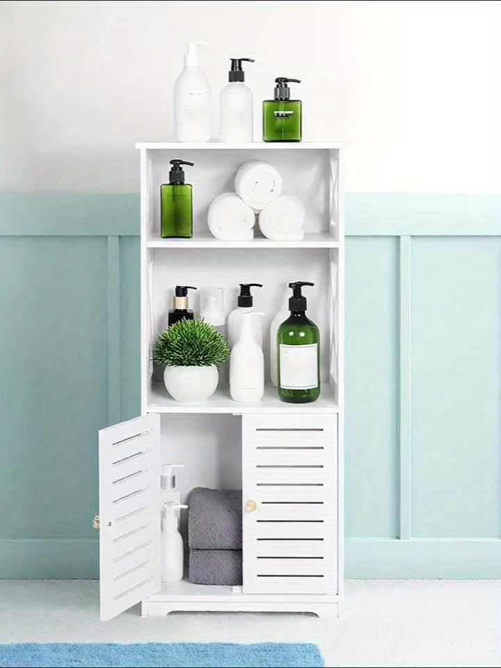 A Minimalist Three-Tier Bathroom Cabinet with Large Storage Capacity